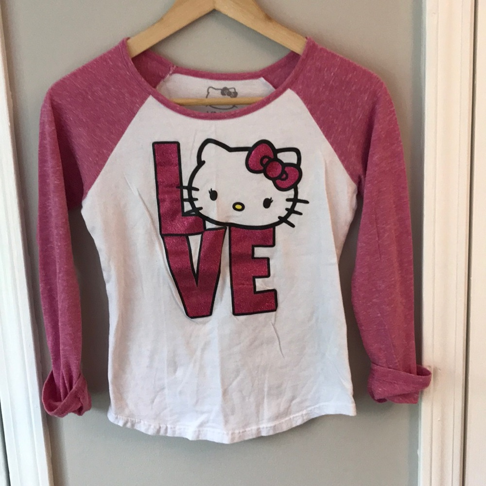 Hello Kitty Love 💗 long sleeve tee size 10/12